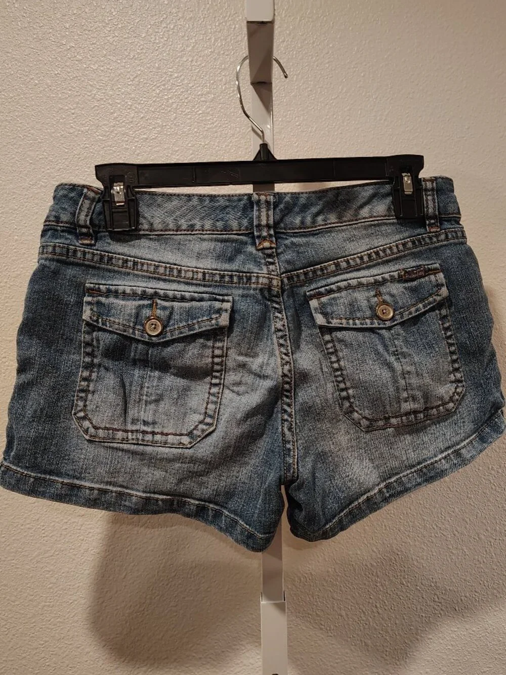 Unionbay Junior's Jean Denim Shorts Size 9 Stretch Patch Style Pockets Blue